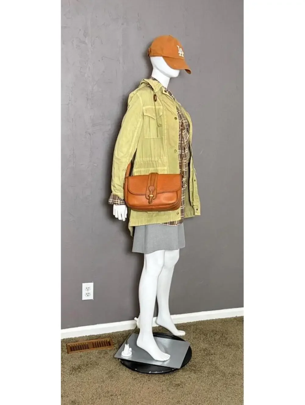 1980's Dooney & Bourke Equestrian Bag Caramel + British Tan AWL Pebbled Leather
